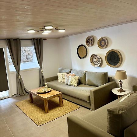 Raffar Luxury Houses Psarou Platys Gialos  Exterior photo