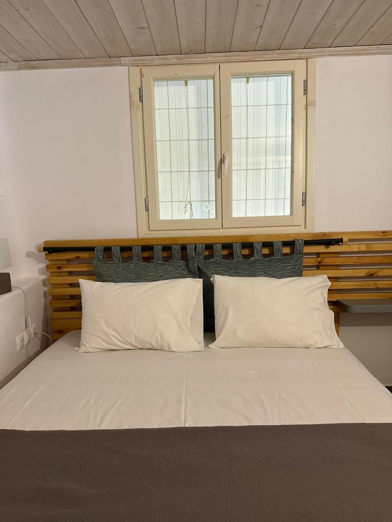 Raffar Luxury Houses Psarou Platys Gialos  Room photo